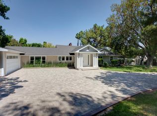 940 Green Ln, La Canada Flintridge, CA 91011