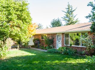 160 Creekside Ter, Fairview, OR 97024