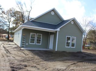 212 W Charity Road, Rose Hill, NC 28458