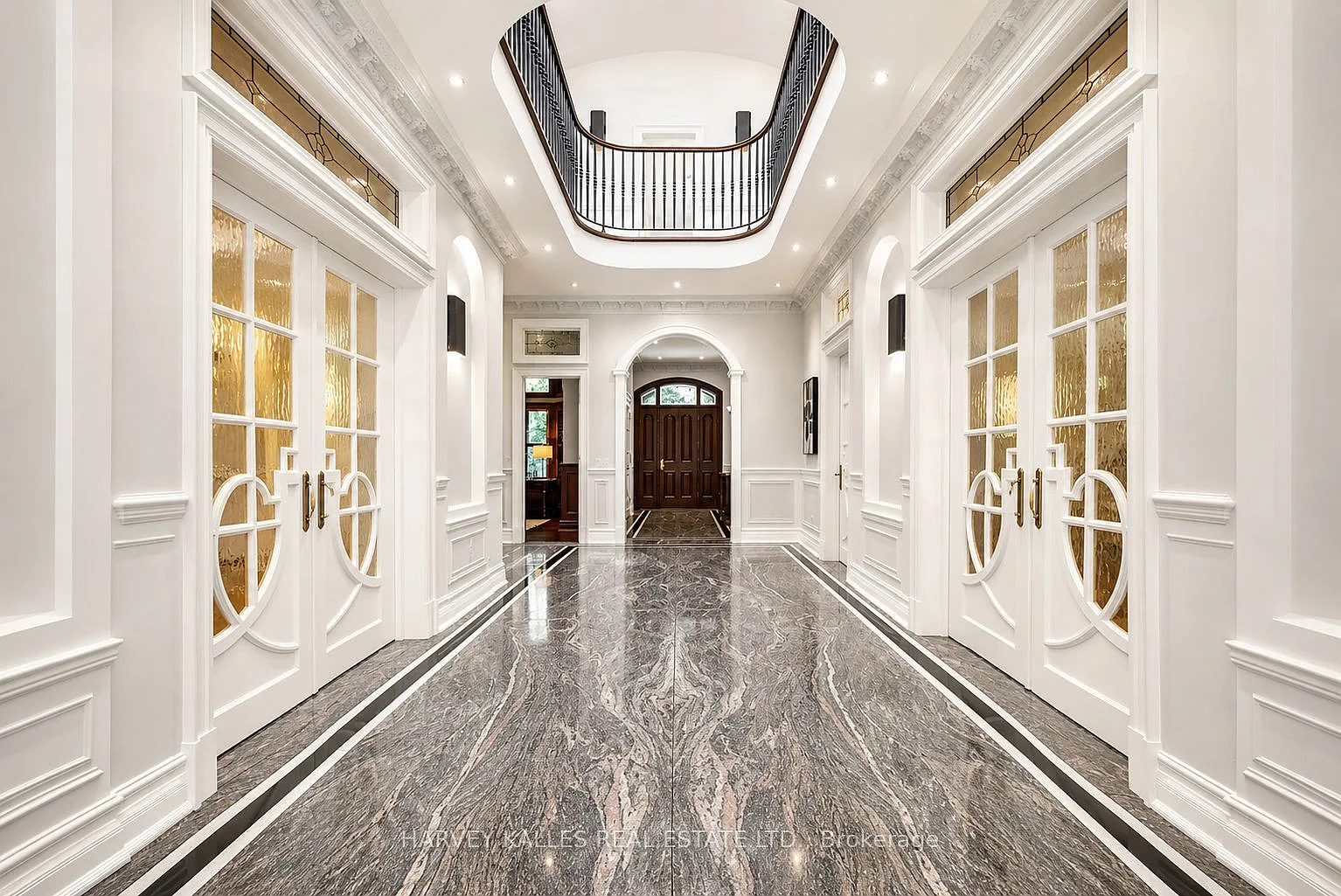 7 bed, $9,850 — Photo 2