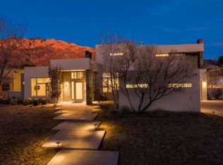 8812 Gypsy Dr NE, Albuquerque, NM 87122