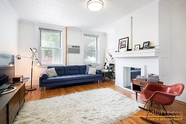 Rented by aptsandlofts.com | media 7