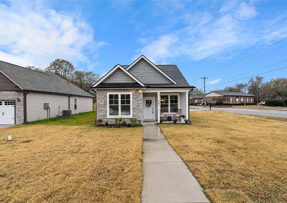 202 Breazeale St, Belton, SC 29627 Zillow