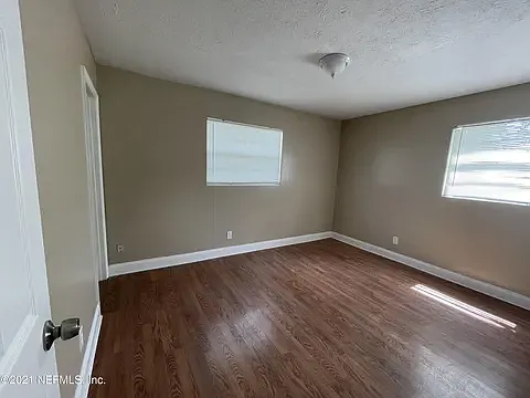 2856 Beachwood Blvd — Photo 8