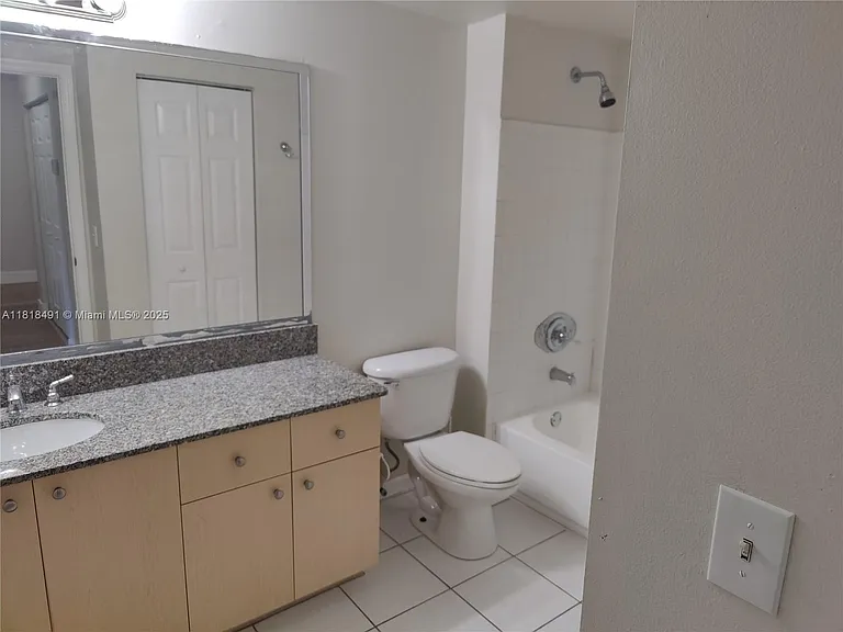 2474 Centergate Dr #204 — Photo 6