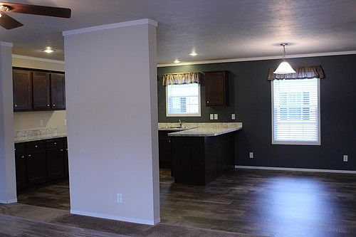 5th image of 13554 Pinewood Dr
