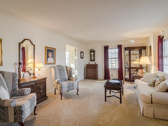 4th image of 5102 Forest Oaks Dr