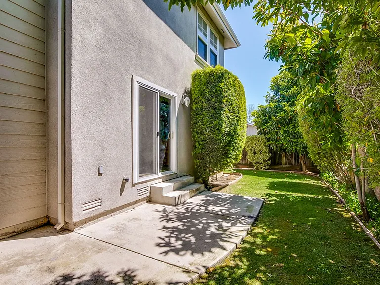 352 Beemer Ave — Photo 52