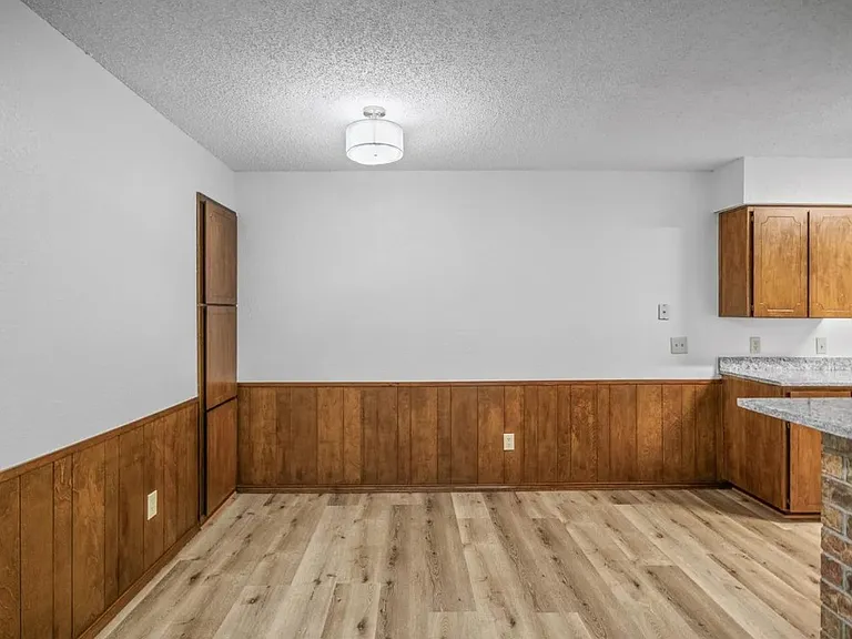 1824 Family Cir — Photo 6