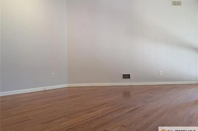 20 Cotoneaster Ct — Photo 21