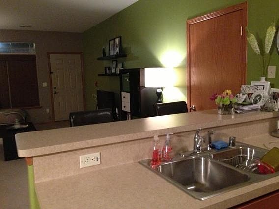 4th image of 2955 W Drexel Ave Unit 406