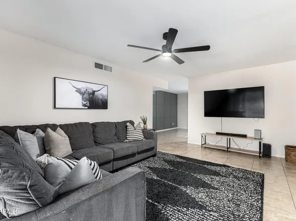 4307 W SANDRA Circle, Glendale, AZ 85308