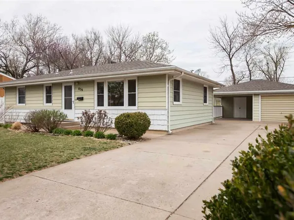 836 Smith St, Manhattan, KS 66502