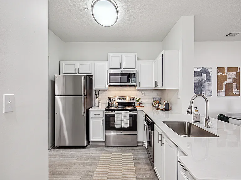 Halston Shiloh Valley Apartments — Photo 2