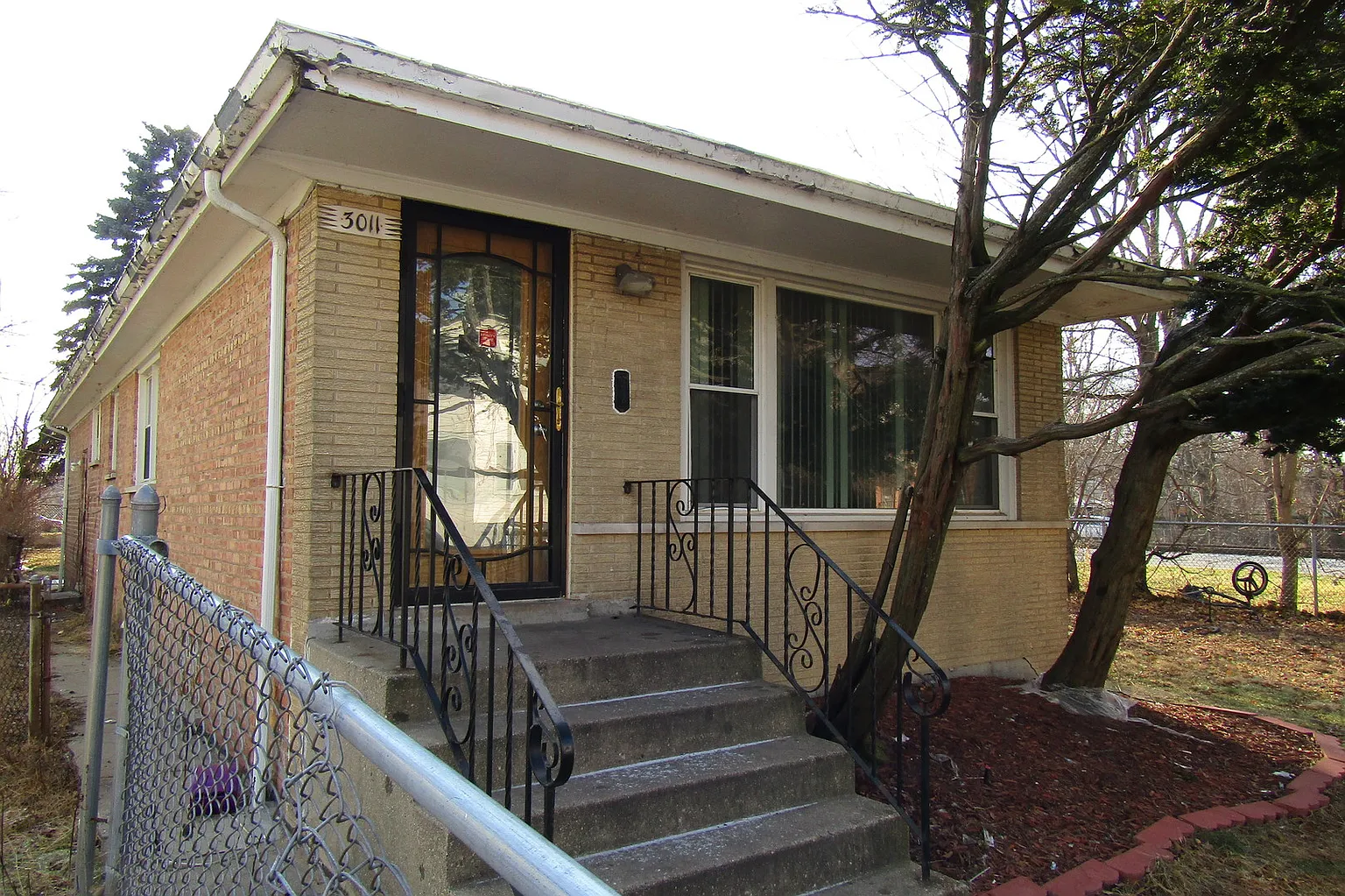 3011 E 80th Pl photo 1