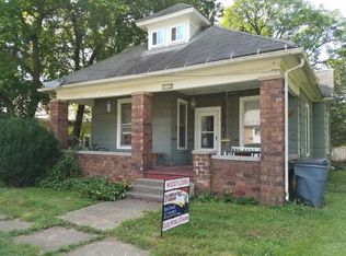 1308 Adams Ave, Charleston, IL 61920