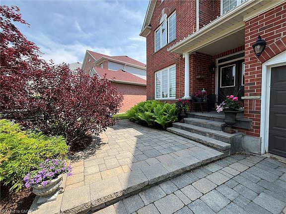 2nd image of 533 Woodfield Ct