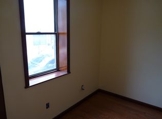 2519 18th St STE 1, Astoria, NY 11102