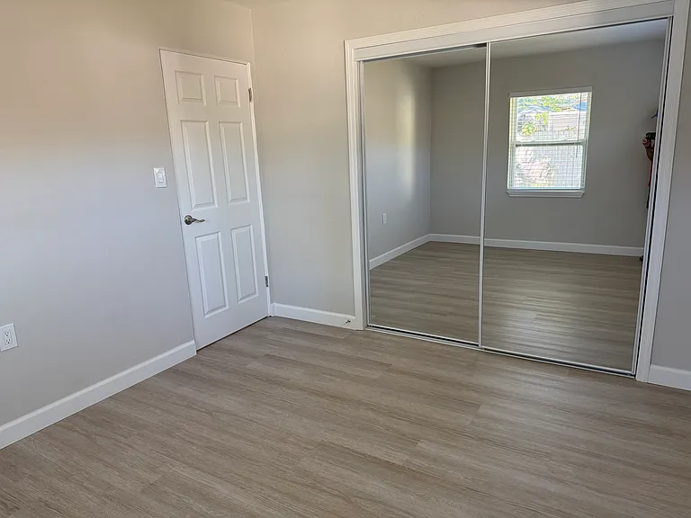 820 Eden Isle Blvd NE — Photo 9