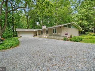 96 Holly Ln, Pilesgrove, NJ 08098