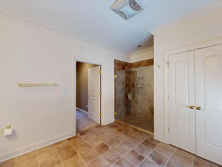 110 Josephs Point — Photo 25
