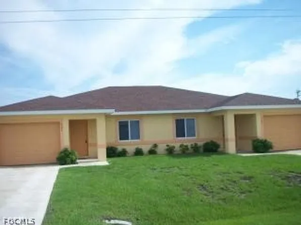 907 Chenault St, Lehigh Acres, FL 33974