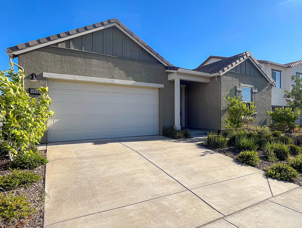 Building Photo - 4695 Streambed Dr