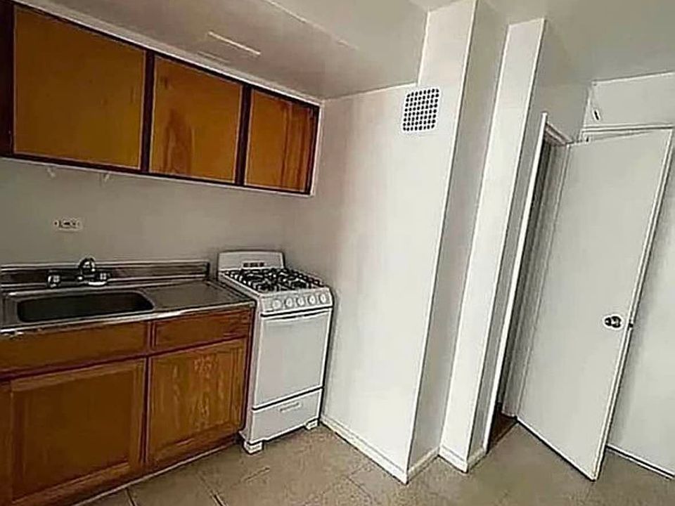 1st image of 88-35 164th St #2SK