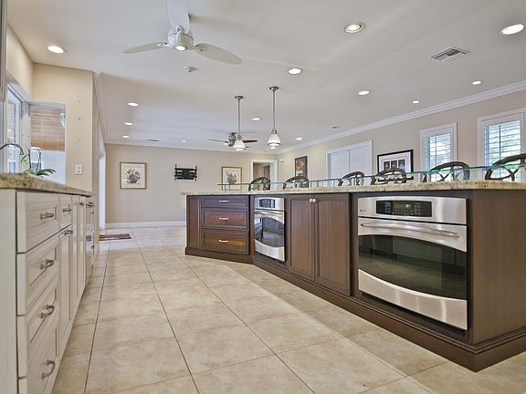 3rd image of 15415 SW 84th Ct