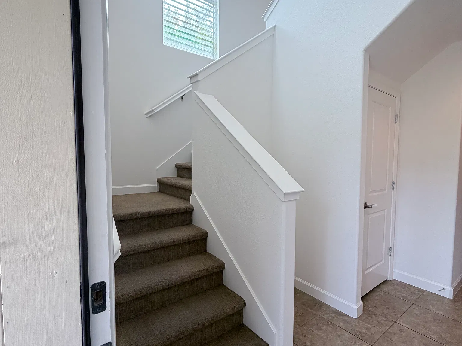 3 bed, 1482 sqft, $5,300 — Photo 3