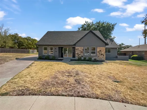 3945 Larkin Ln, Garland, TX 75043