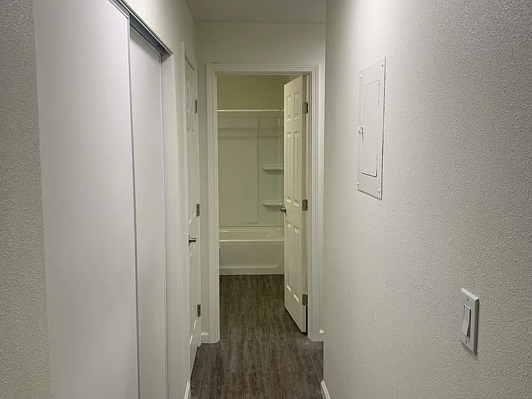Foothills Apartments — Photo 13