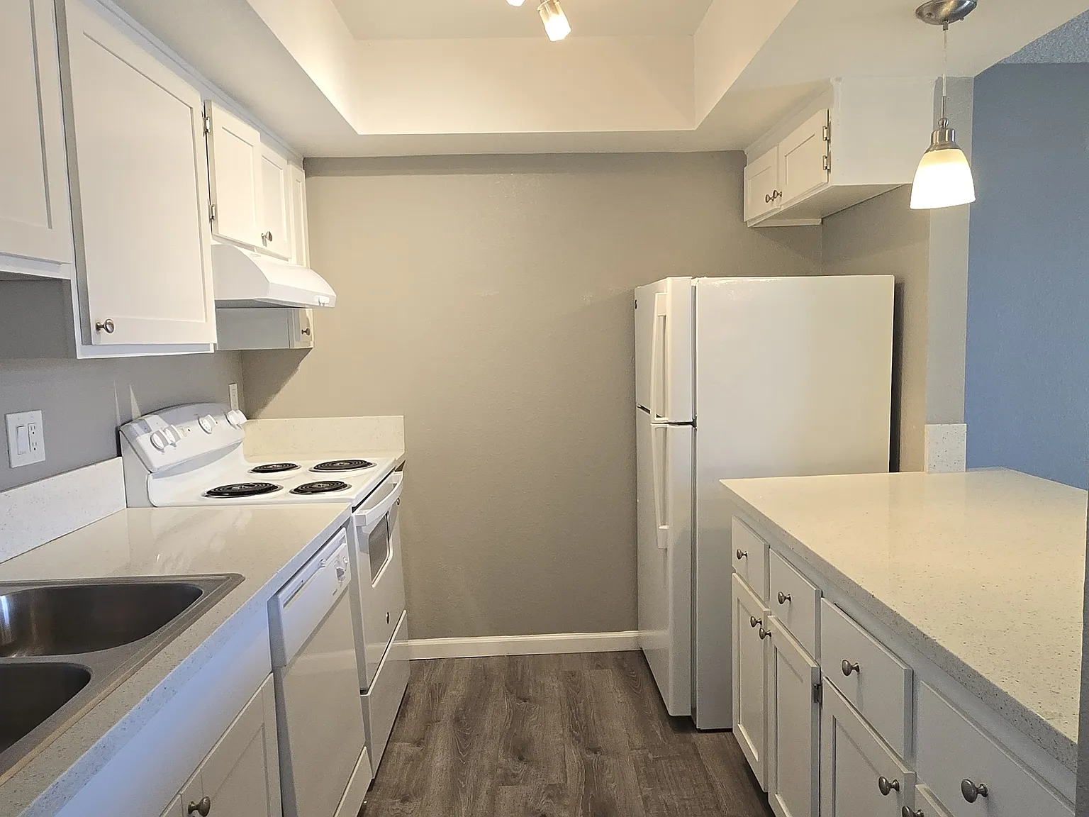 Studio, 400 sqft, $826 — Photo 4