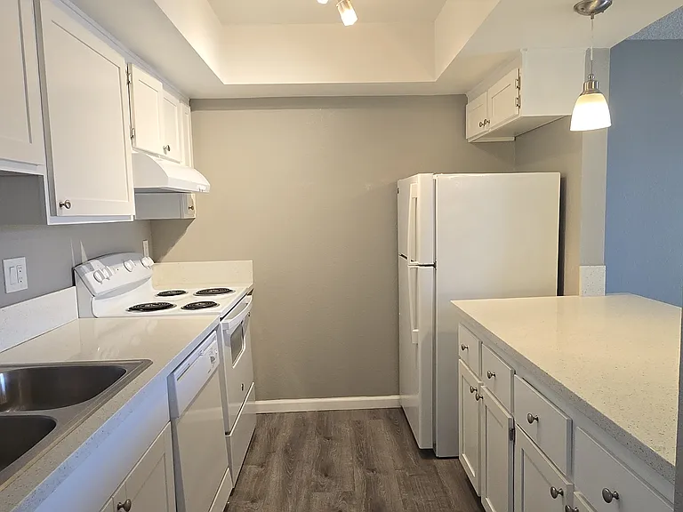 6441 Casada Way #17 — Photo 3