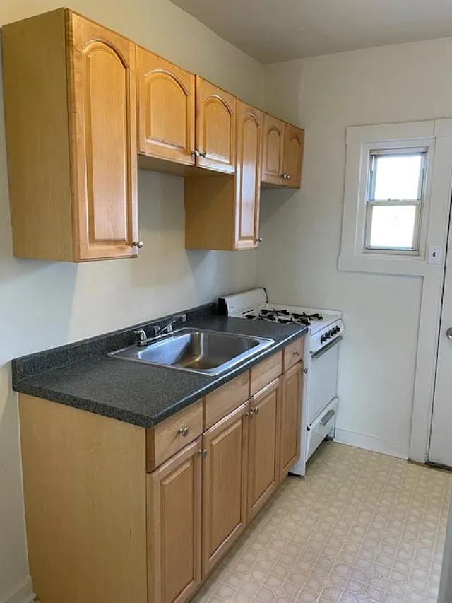 1 bed, 740 sqft, $1,190 — Photo 4
