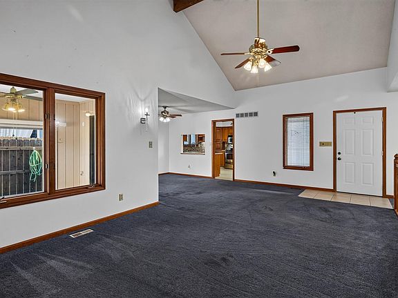 5th image of 2909 SW Cedar Cove Ct