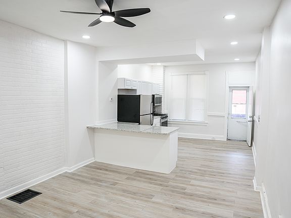 5th image of 1825 E Lafayette Ave