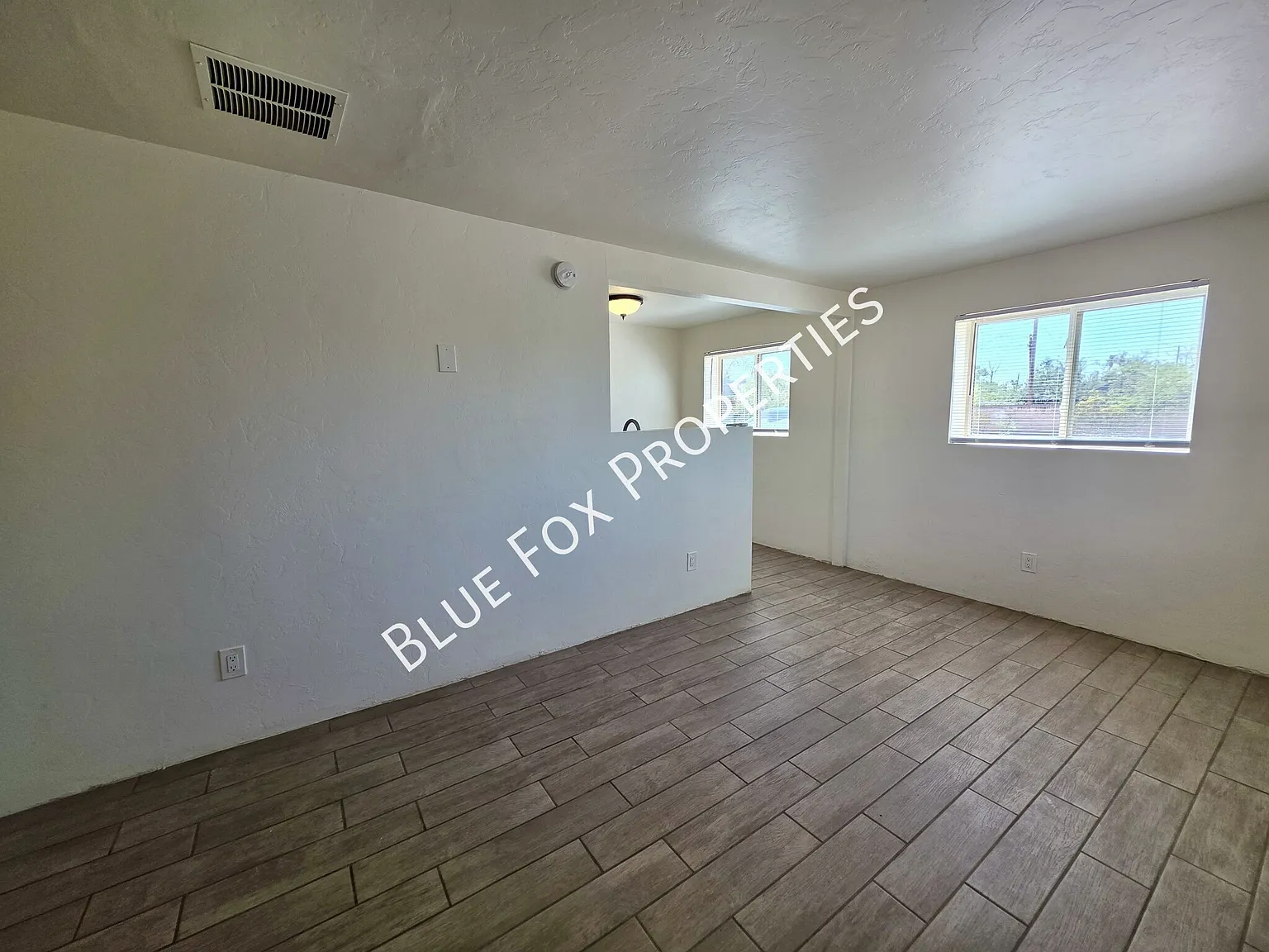 3401 E Bermuda Street # C — Photo 2