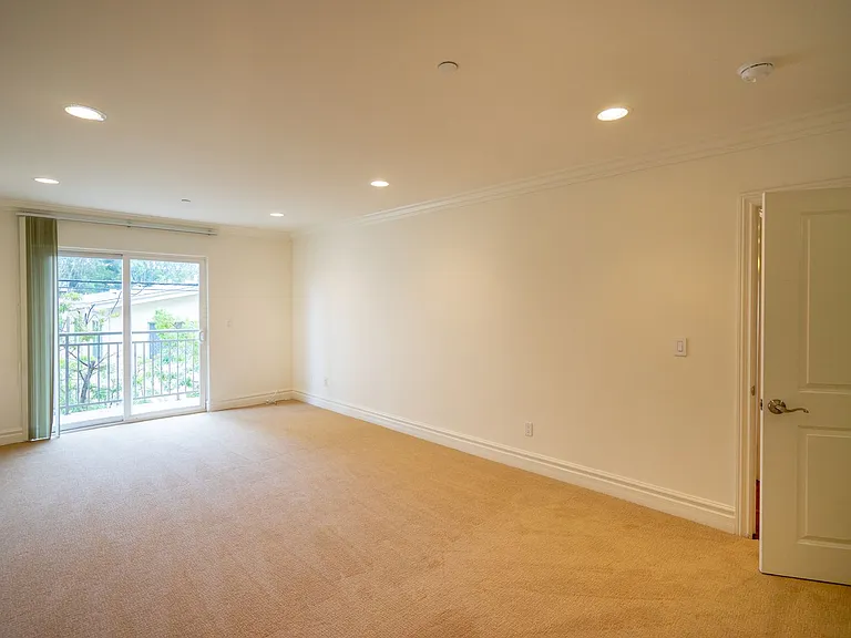 8610 Chalmers Dr — Photo 26