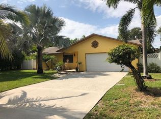 2354 Country Oaks Ln, Palm Beach Gardens, FL 33410
