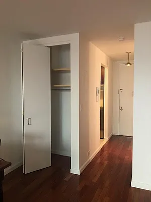 Rented by Manivita New York LLC | media 35