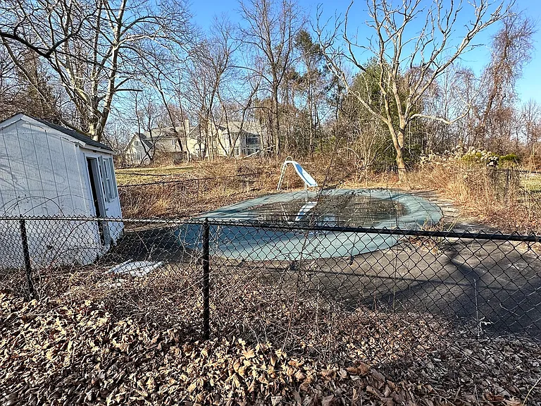 167 Kings Hwy — Photo 8