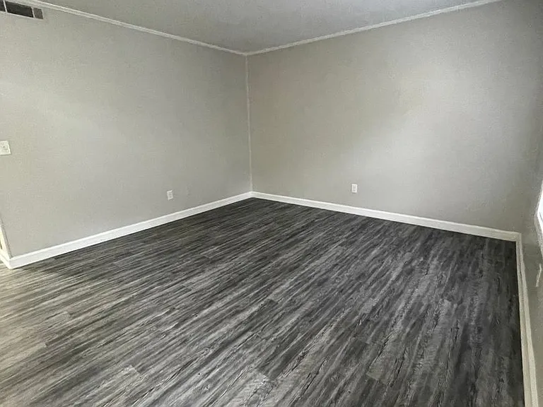 Springbrook Apartments — Photo 18