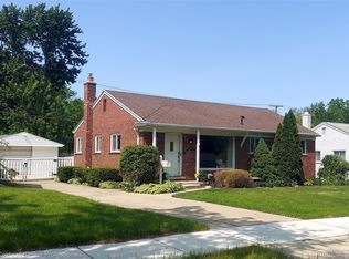 32100 Marblehead Rd, Farmington, MI 48336