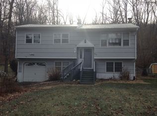 22 Brookwood Dr, Stanhope, NJ 07874