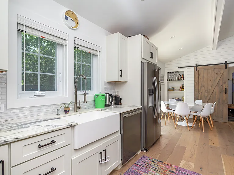 22 Sandra Rd — Photo 7
