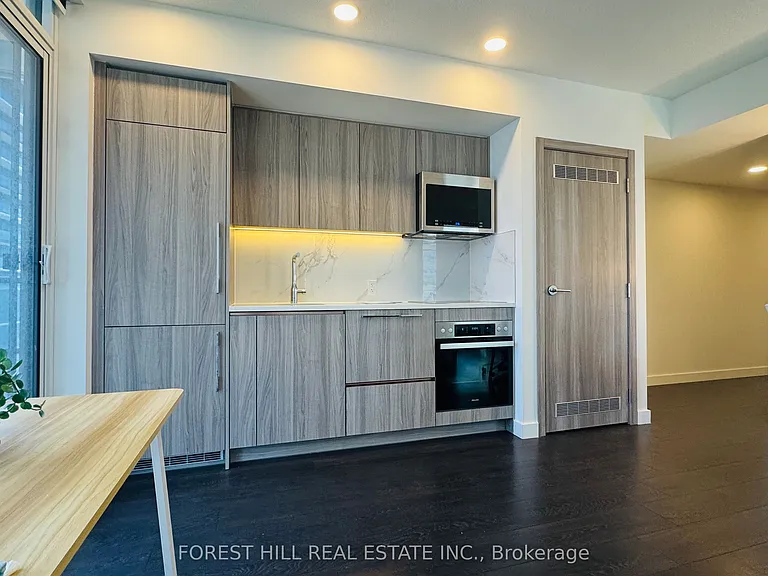 38 Widmer St #3707 — Photo 6