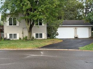 1785 Thury Ct, White Bear Lake, MN 55110