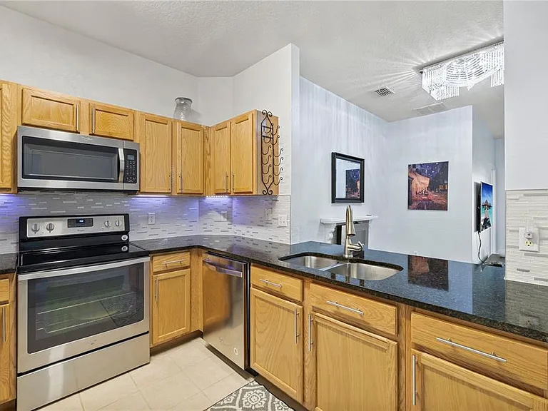 7519 Bliss Way #7519 — Photo 32