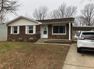 2073 Scarbrough Rd, Springfield, IL 62702